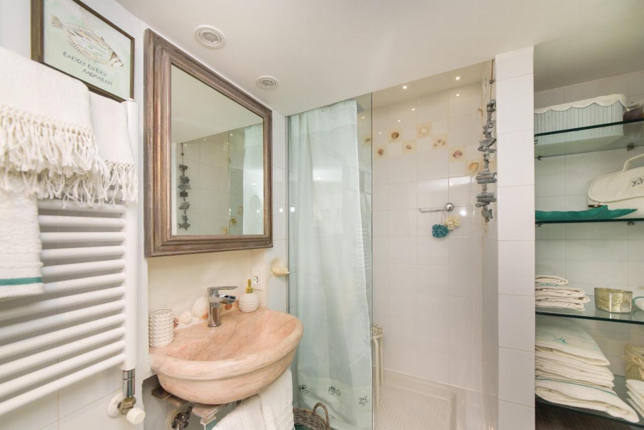 Salsedine Relais Apartment Genoa Luaran gambar