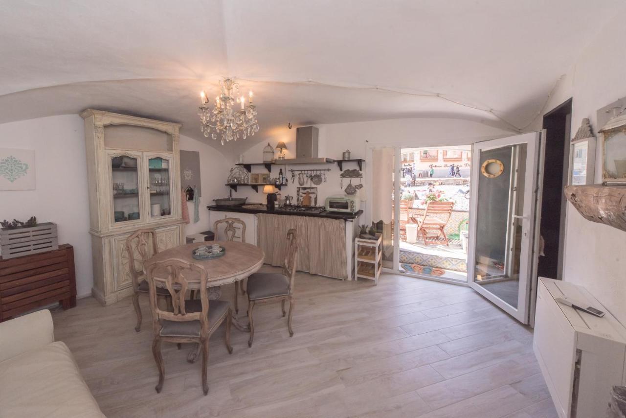 Salsedine Relais Apartment Genoa Luaran gambar